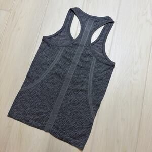 Lululemon Swiftly Tech Racerback Tank Heathered Charcoal Black Gray Top Size 6